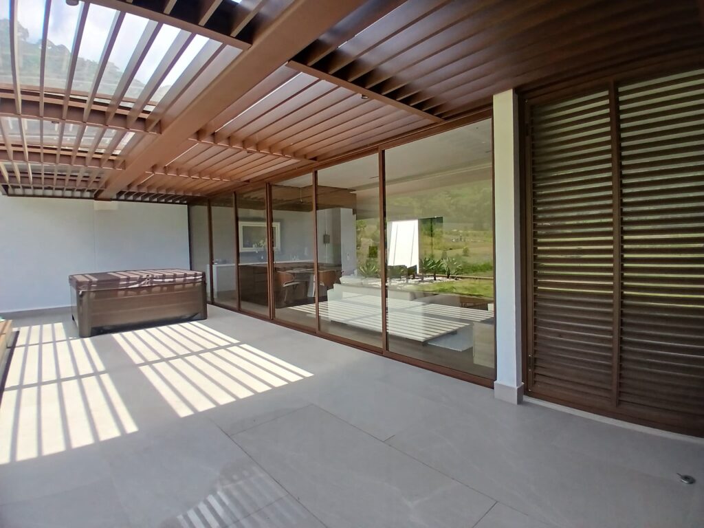 CERRATEC VENTANERÍA PVC